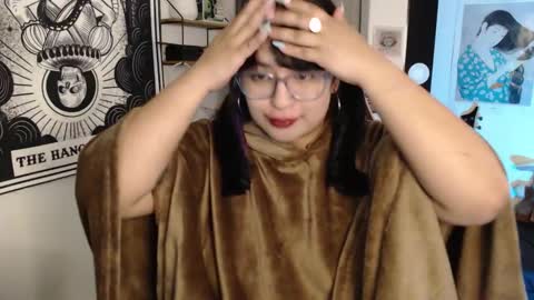 Molly online show from March 6, 2025, 5:57 am