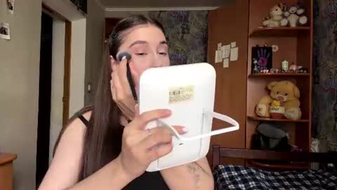 Molly online show from June 16, 2026, 9:23 am
