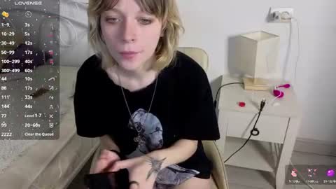 mollysally online show from June 13, 2026, 5:27 am