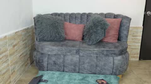 mollysweet11 online show from December 3, 2025, 5:33 pm