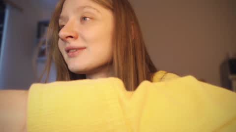 mollytucker online show from January 11, 2025, 11:02 am