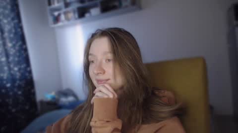 mollytucker online show from January 12, 2025, 10:45 am