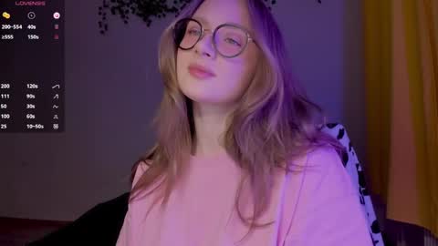 mollytucker online show from April 15, 2026, 3:30 pm