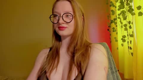 Snapshot of mollytucker chatting on May 11, 2026, 2:12 pm mollytucker online show from May 11, 2026, 2:12 pm