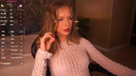 Snapshot of mollyymayy chatting on May 27, 2026, 9:45 pm mollyymayy online show from May 27, 2026, 9:45 pm