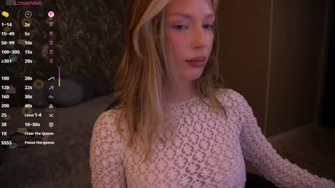 Snapshot of mollyymayy chatting on May 28, 2026, 4:37 pm mollyymayy online show from May 28, 2026, 4:37 pm