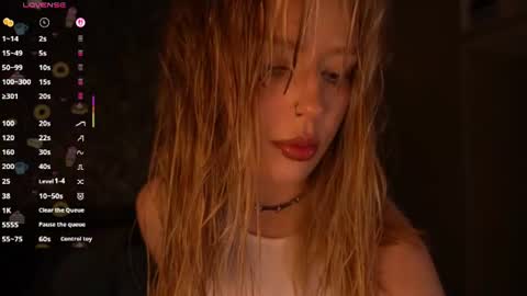 mollyymayy online show from June 21, 2026, 12:13 am