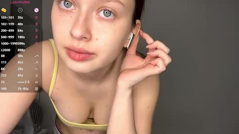 Hermina  online show from April 21, 2026, 2:23 pm