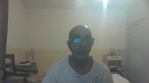 moment71200 online show from January 6, 2025, 9:22 pm