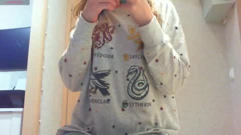 Hailey online show from October 26, 2025, 2:45 pm