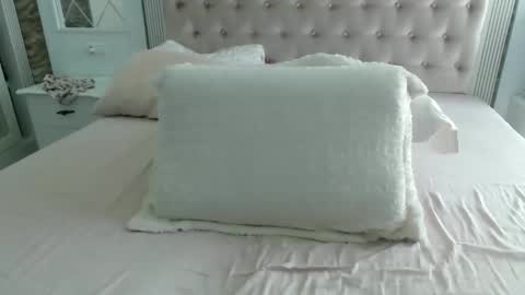 Amy online show from February 16, 2026, 9:49 am