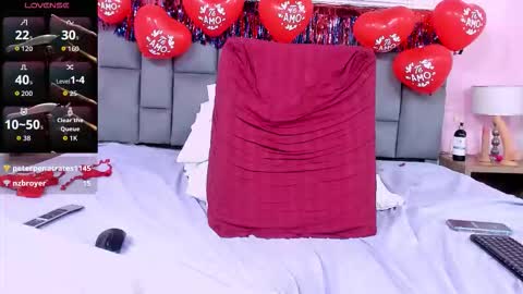 Jelitza online show from February 14, 2026, 10:50 pm