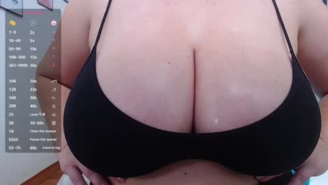 Daphne  online show from January 27, 2025, 10:49 pm