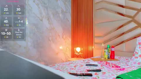  DINAH  online show from October 24, 2025, 2:19 am