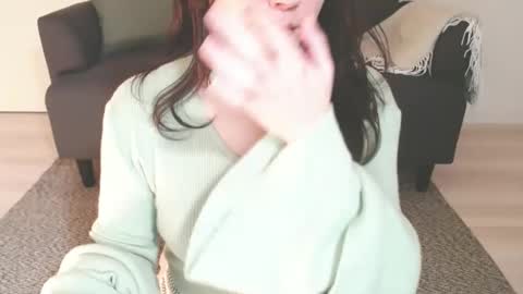 Momo online show from December 16, 2024, 12:59 am