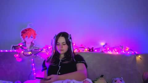 Momo online show from January 31, 2026, 7:11 pm