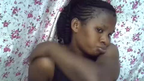 momsdoll online show from February 9, 2026, 8:51 am