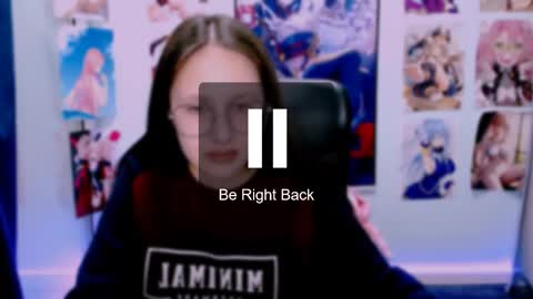 Mona  online show from March 9, 2025, 3:38 pm