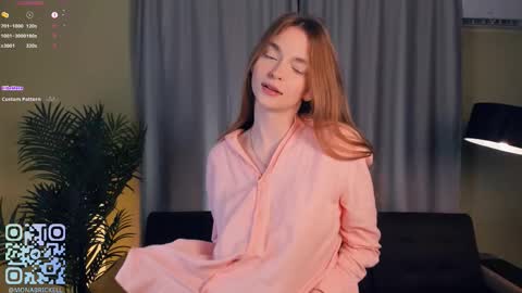 Mona online show from September 20, 2025, 4:41 pm