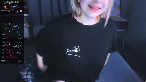   online show from February 3, 2026, 9:09 pm