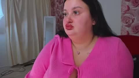 Monica online show from February 10, 2025, 12:39 pm