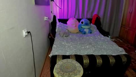 Snapshot of monica_elder chatting on June 5, 2026, 4:19 am Monica Elder online show from June 5, 2026, 4:19 am