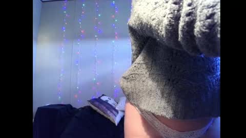 Monica online show from February 13, 2025, 6:48 pm