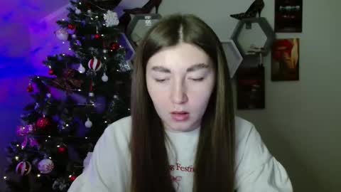 sweet girl and shine body online show from November 22, 2025, 7:29 am