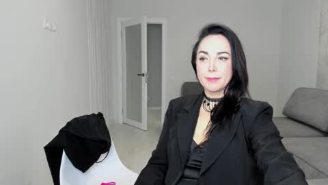 monica_weisss online show from February 27, 2025, 12:32 am