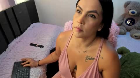Snapshot of monicaharrison chatting on May 11, 2026, 3:18 pm monicaharrison online show from May 11, 2026, 3:18 pm