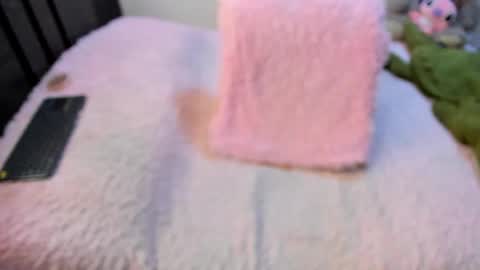 Snapshot of monicaharrison chatting on May 15, 2026, 12:23 pm monicaharrison online show from May 15, 2026, 12:23 pm