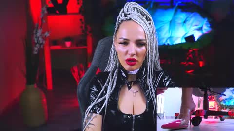 Monika online show from February 10, 2025, 5:30 pm