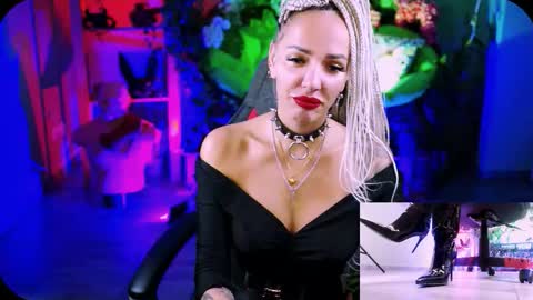 Monika online show from September 26, 2025, 11:03 am