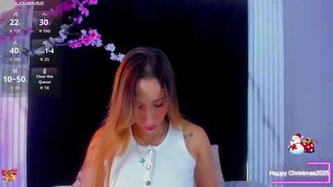 MONIK FOX online show from December 16, 2025, 7:41 pm