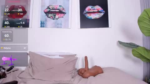 I am Monika online show from November 27, 2025, 8:55 pm