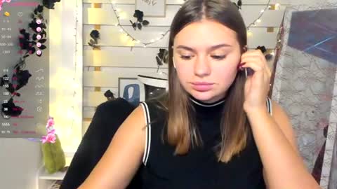 Monika online show from October 29, 2025, 1:35 pm