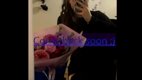 Monika online show from May 3, 2026, 1:06 pm