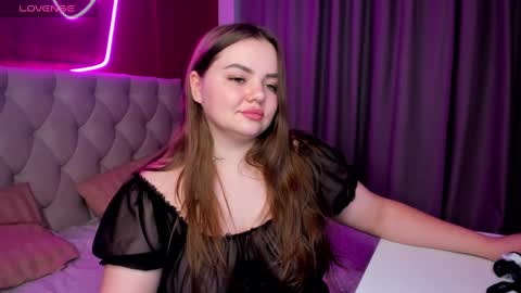 Snapshot of monikacharming chatting on January 22, 2025, 4:23 am Monika online show from January 22, 2025, 4:23 am