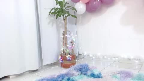 monikk__harrison online show from November 29, 2025, 10:07 am