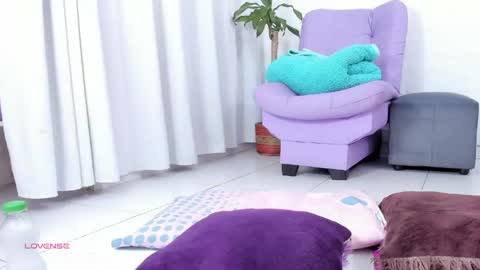 monikk__harrison online show from April 6, 2026, 12:17 pm