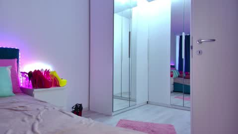 Snapshot of moniquebliss chatting on May 6, 2026, 11:15 am moniquebliss online show from May 6, 2026, 11:15 am
