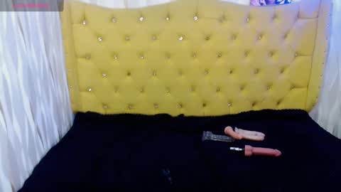 Monica online show from January 21, 2025, 4:05 pm