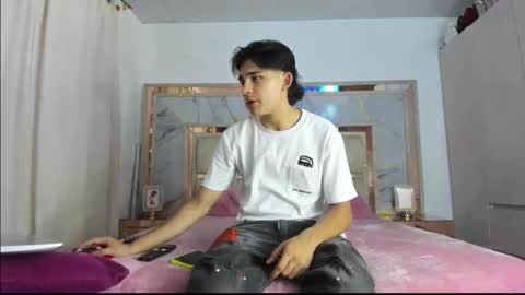 monky_0002 online show from March 15, 2026, 11:33 pm