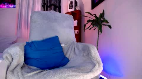 Snapshot of monnojones chatting on October 11, 2025, 1:49 am monnojones online show from October 11, 2025, 1:49 am