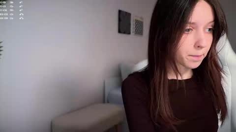 Mary online show from November 4, 2025, 8:46 am