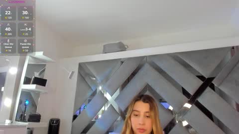 Marilyn online show from February 17, 2026, 9:43 pm