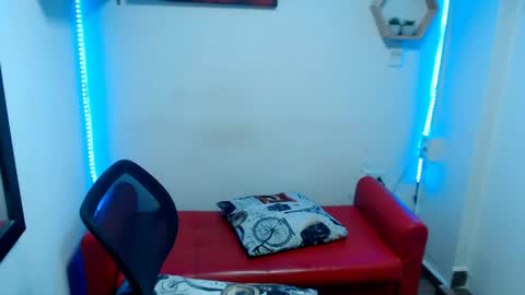 monserrat_diva online show from March 30, 2026, 7:59 pm