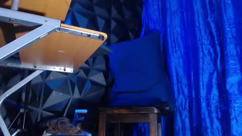 dorian online show from November 20, 2025, 2:12 am