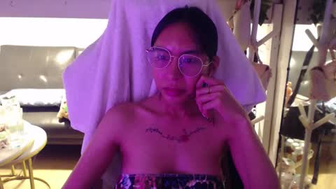 ELYSE A SIMPLE GIRL online show from December 3, 2024, 9:34 pm