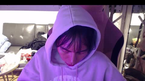 ELYSE A SIMPLE GIRL online show from December 8, 2024, 2:19 pm